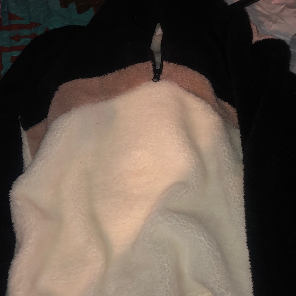 Fuzzy 1/4 zip jacket